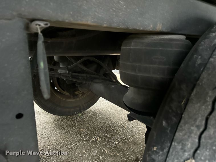 image for item DT2229 2021 Kentucky Trailer dry van trailer