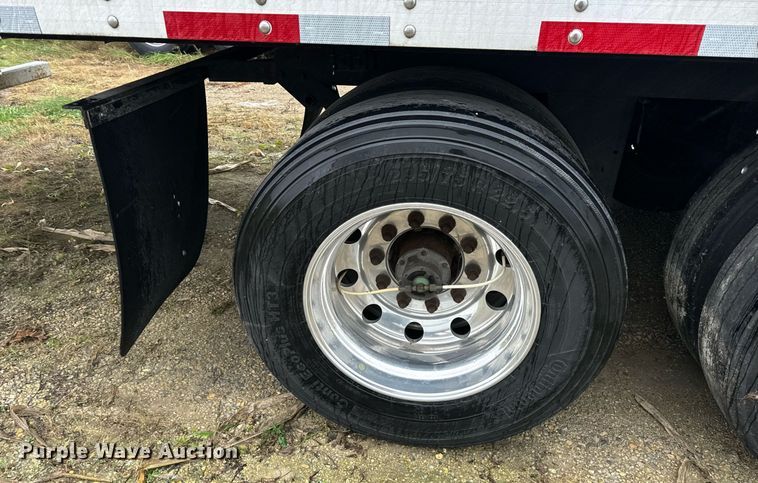 image for item DT2229 2021 Kentucky Trailer dry van trailer