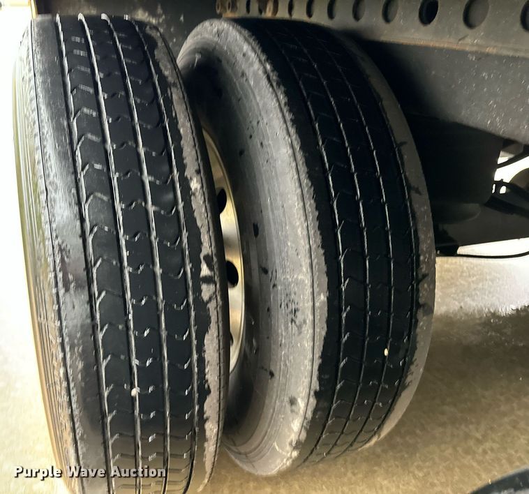 image for item DT2230 2020 Kentucky Trailer  dry van trailer