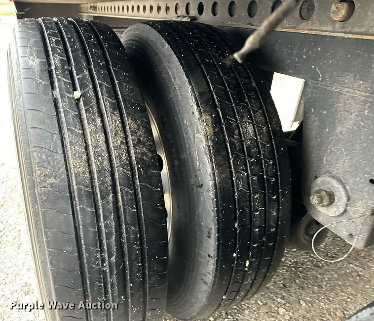 image for item DT2232 2020 Kentucky Trailer  dry van trailer