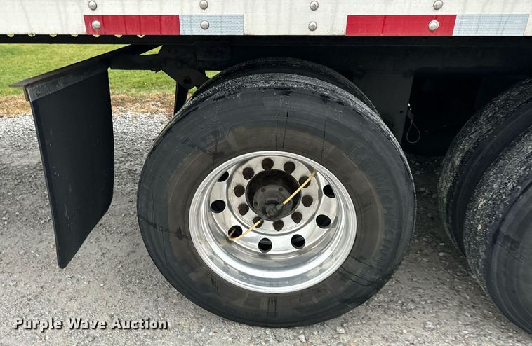 image for item DT2234 2020 Kentucky Trailer  dry van trailer