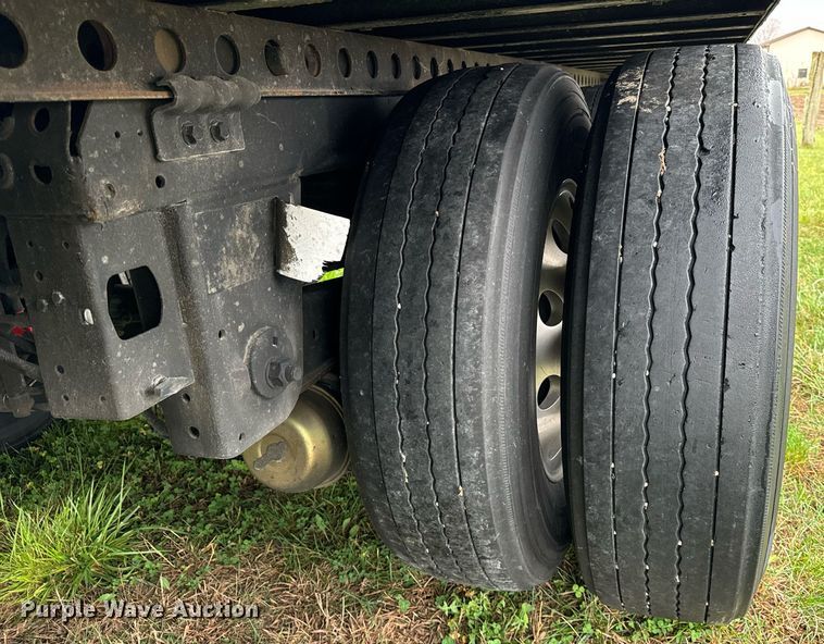 image for item DT2235 2020 Kentucky Trailer  dry van trailer