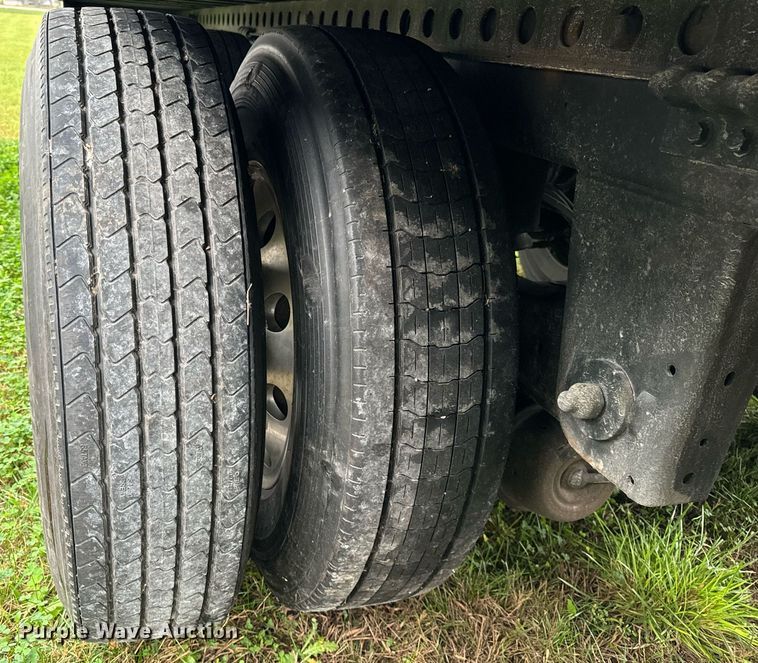 image for item DT2235 2020 Kentucky Trailer  dry van trailer