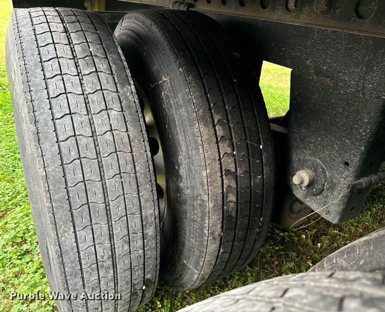 image for item DT2235 2020 Kentucky Trailer  dry van trailer