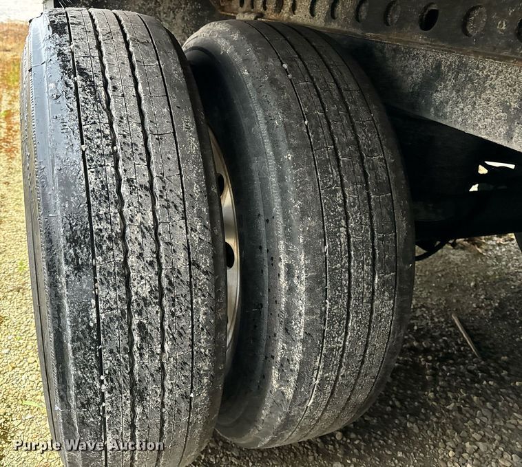 image for item DT2236 2021 Kentucky Trailer  dry van trailer