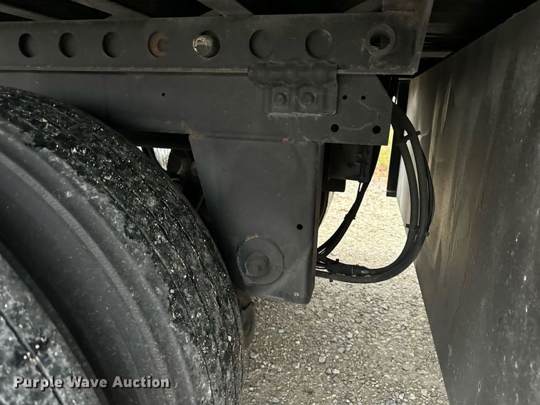 image for item DT2237 2021 Kentucky Trailer  dry van trailer