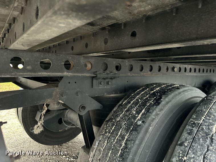 image for item DT2237 2021 Kentucky Trailer  dry van trailer