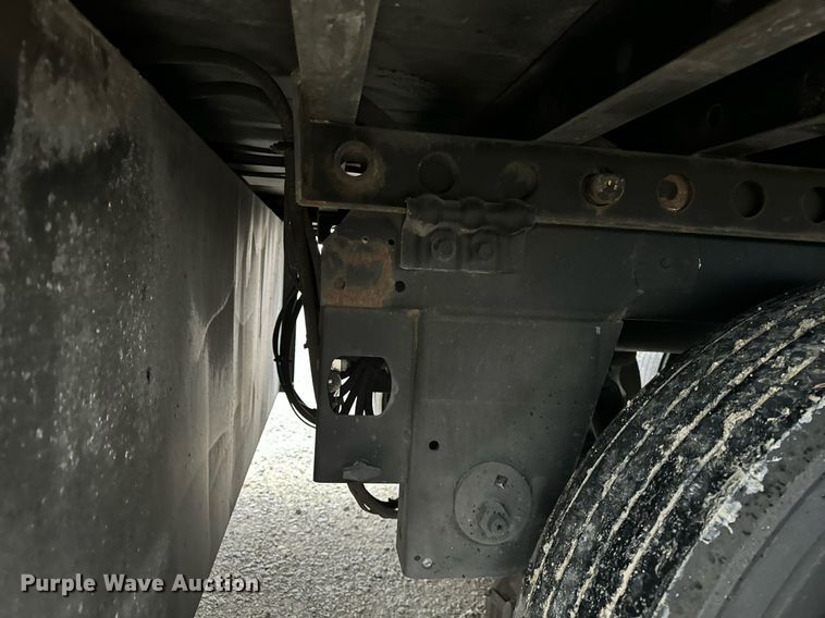 image for item DT2237 2021 Kentucky Trailer  dry van trailer