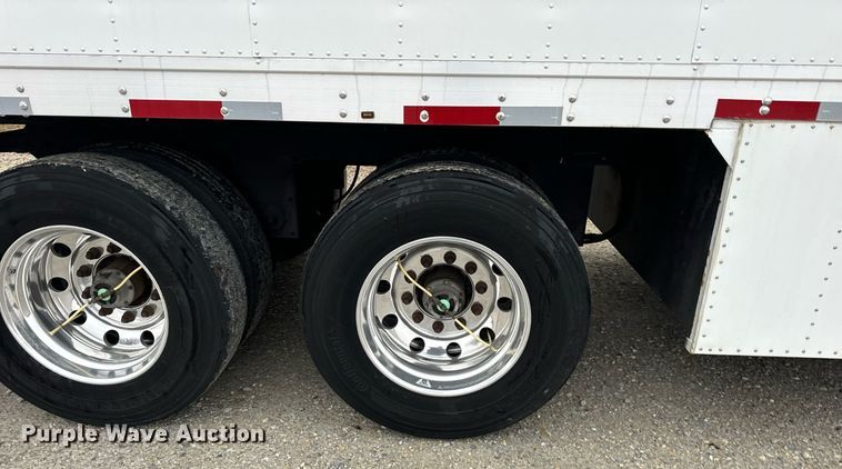 image for item DT2237 2021 Kentucky Trailer  dry van trailer