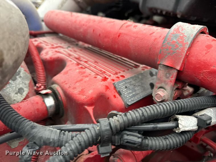 image for item DT2245 2016 Kenworth  T680 semi truck