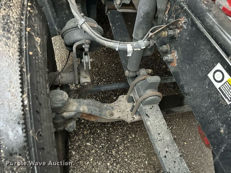 image for item DT2245 2016 Kenworth  T680 semi truck