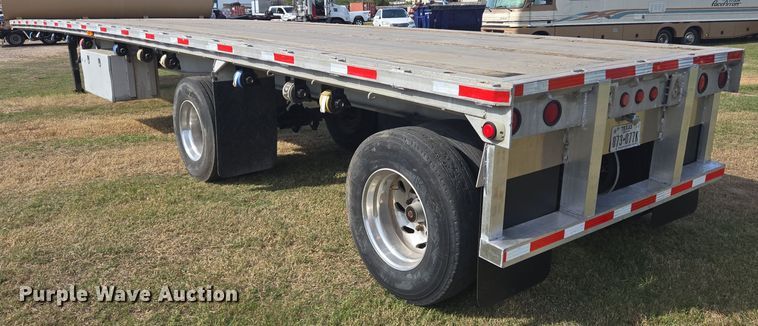image for item DT5375 1997 Ravens flatbed trailer