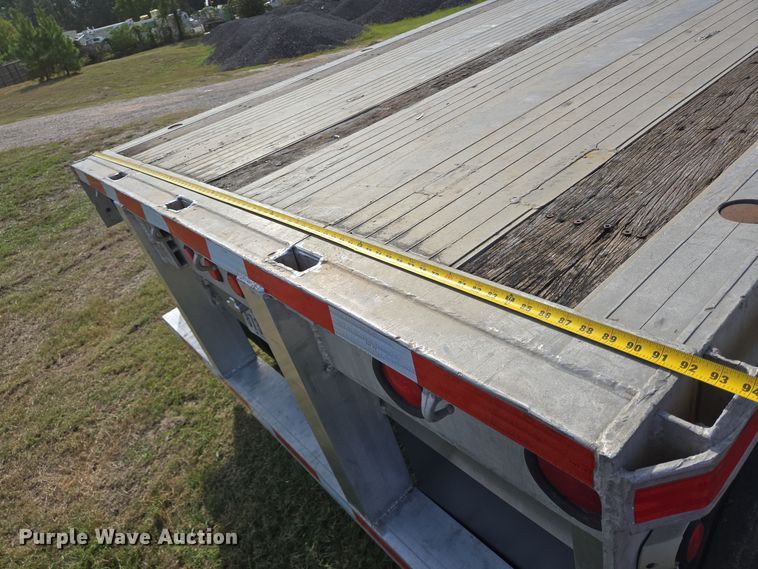 image for item DT5375 1997 Ravens flatbed trailer