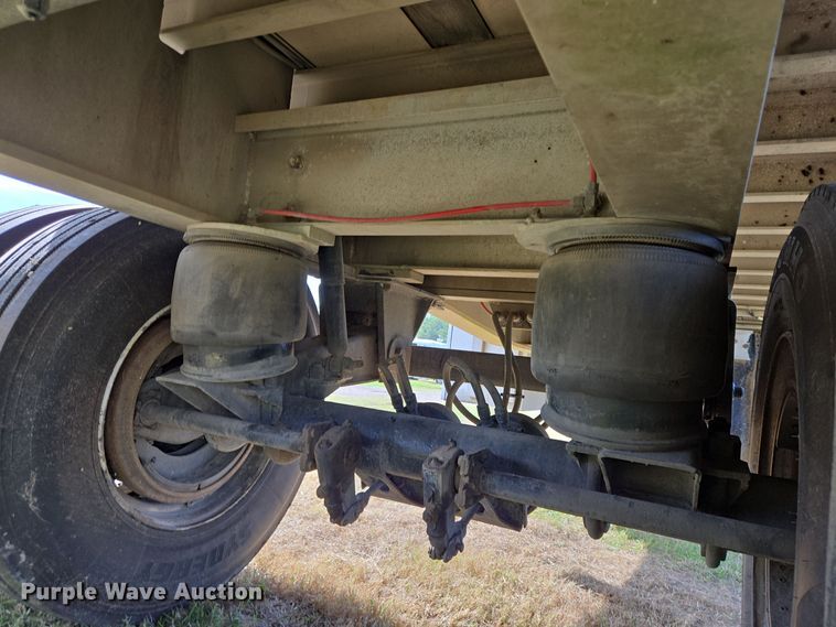 image for item DT5375 1997 Ravens flatbed trailer