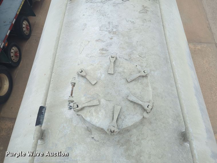 image for item DT6520 1999 Fruehauf HAB-HT2-J1000X3 pneumatic dry bulk trailer