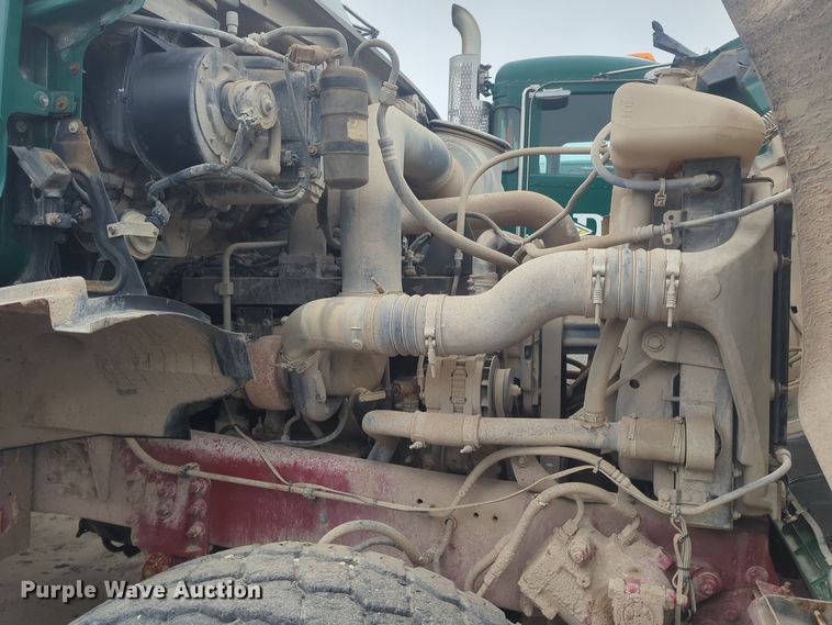 image for item DT6593 2002 Sterling truck cab and chassis