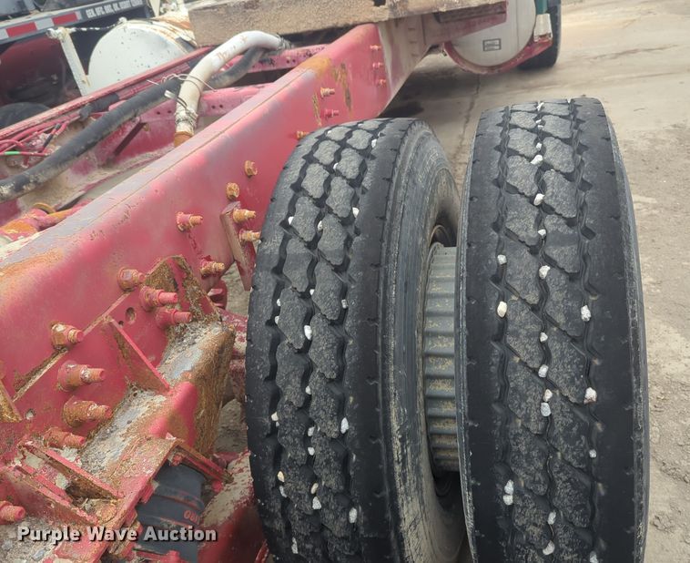 image for item DT6593 2002 Sterling truck cab and chassis