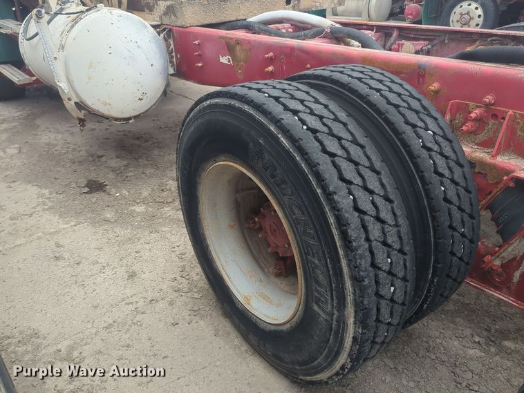 image for item DT6593 2002 Sterling truck cab and chassis