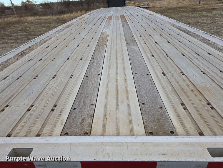 image for item DV0003 2014 Wilson AF-1080 flatbed trailer