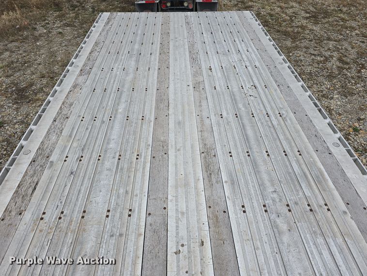 image for item DV0003 2014 Wilson AF-1080 flatbed trailer