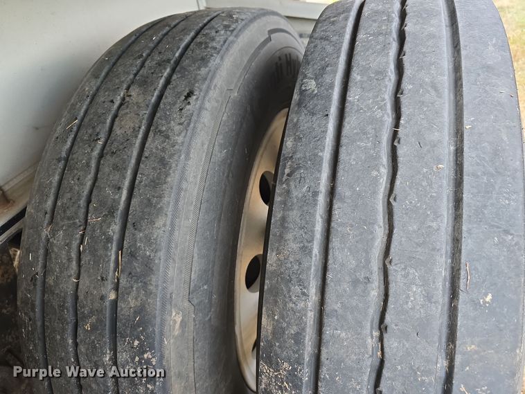 image for item DV0003 2014 Wilson AF-1080 flatbed trailer