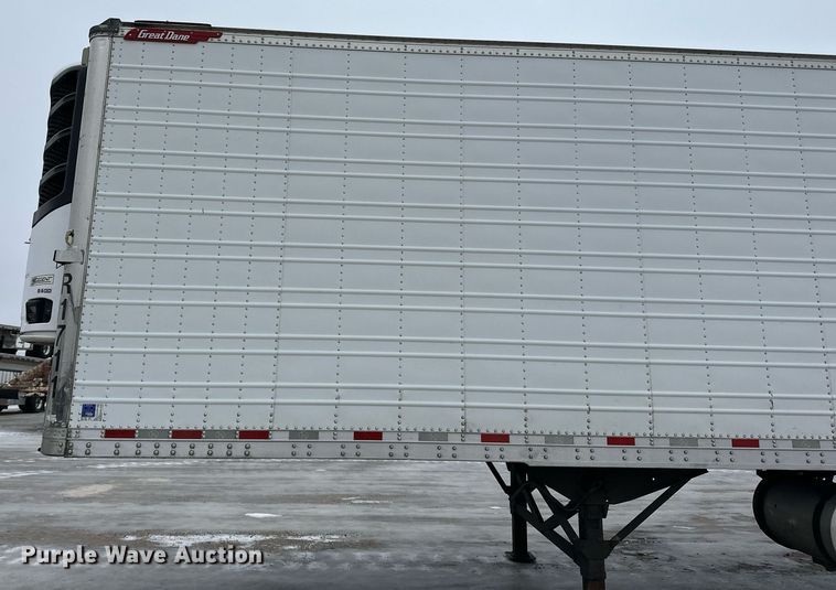 image for item DV0537 2017 Great Dane refrigerated van trailer