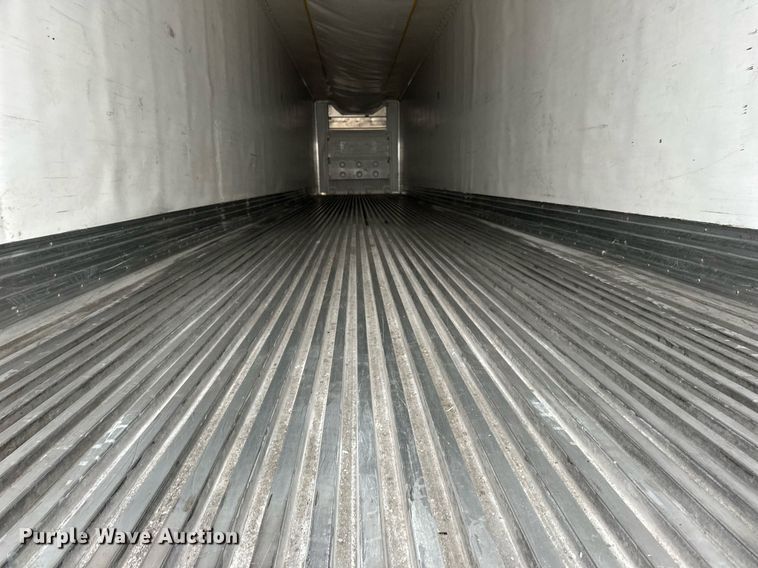 image for item DV0537 2017 Great Dane refrigerated van trailer