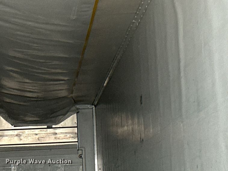 image for item DV0537 2017 Great Dane refrigerated van trailer