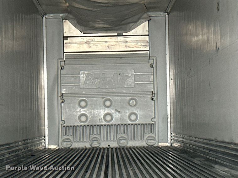 image for item DV0537 2017 Great Dane refrigerated van trailer