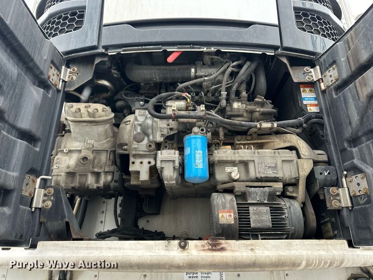 image for item DV0537 2017 Great Dane refrigerated van trailer