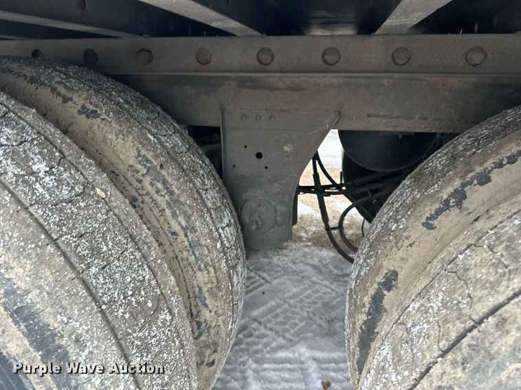 image for item DV0538 2016 Great Dane refrigerated van trailer