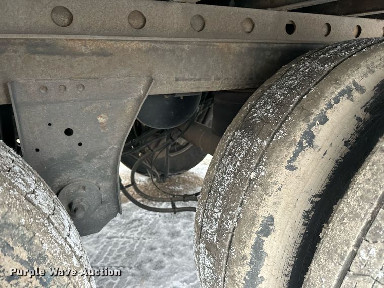 image for item DV0538 2016 Great Dane refrigerated van trailer