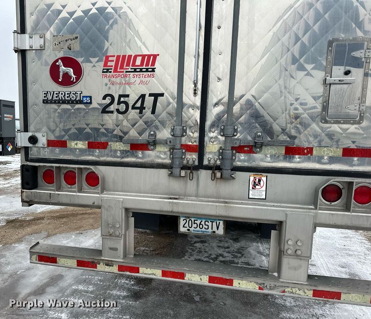 image for item DV0538 2016 Great Dane refrigerated van trailer