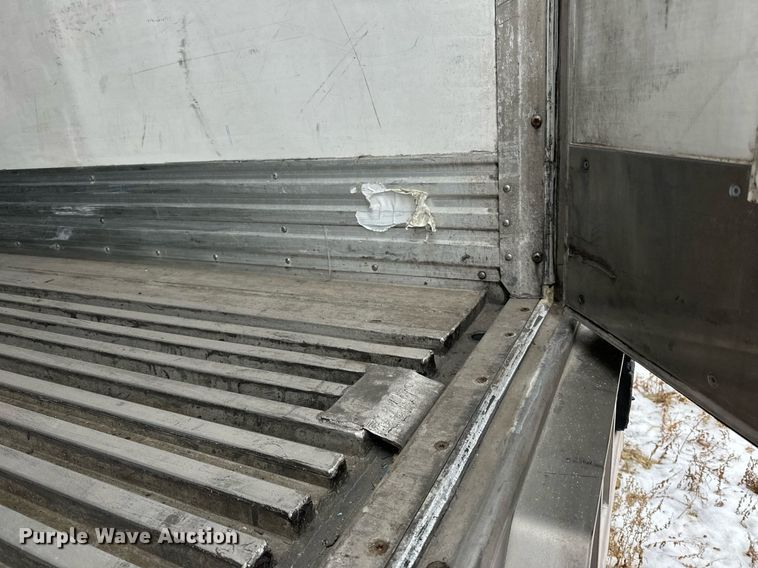 image for item DV0538 2016 Great Dane refrigerated van trailer