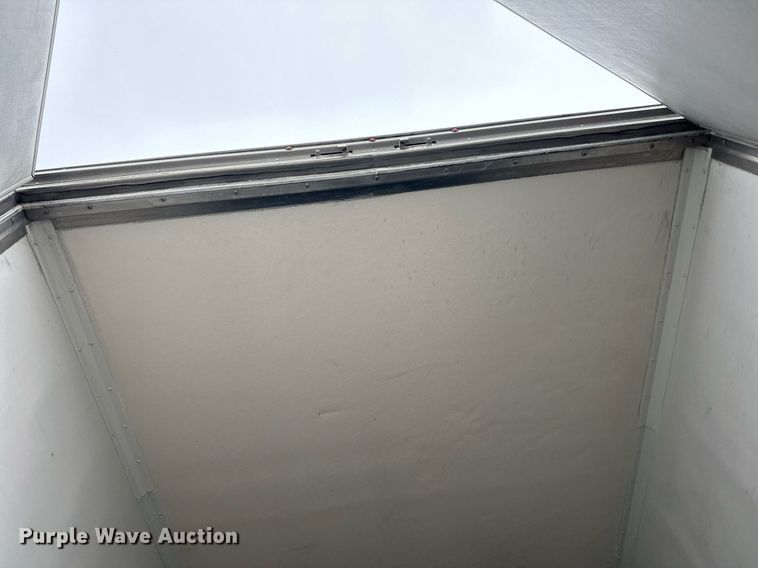 image for item DV0538 2016 Great Dane refrigerated van trailer