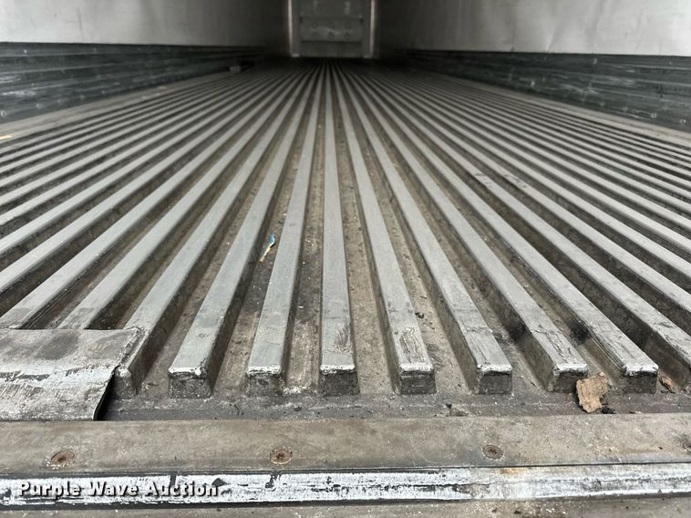 image for item DV0538 2016 Great Dane refrigerated van trailer