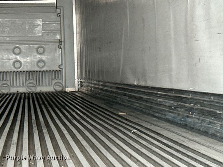 image for item DV0538 2016 Great Dane refrigerated van trailer