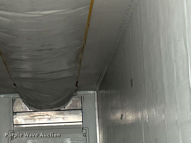 image for item DV0538 2016 Great Dane refrigerated van trailer