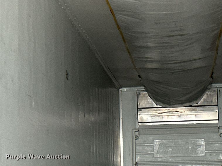 image for item DV0538 2016 Great Dane refrigerated van trailer