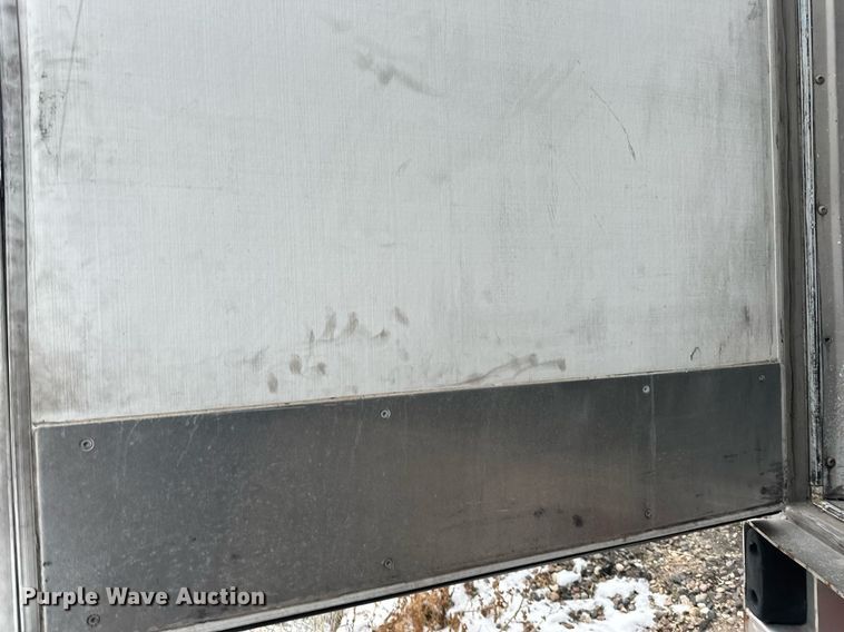 image for item DV0538 2016 Great Dane refrigerated van trailer