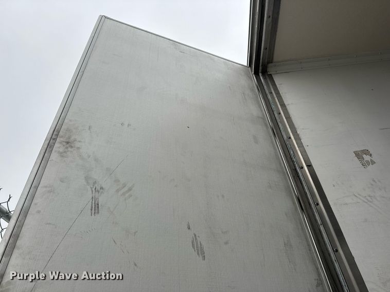 image for item DV0538 2016 Great Dane refrigerated van trailer