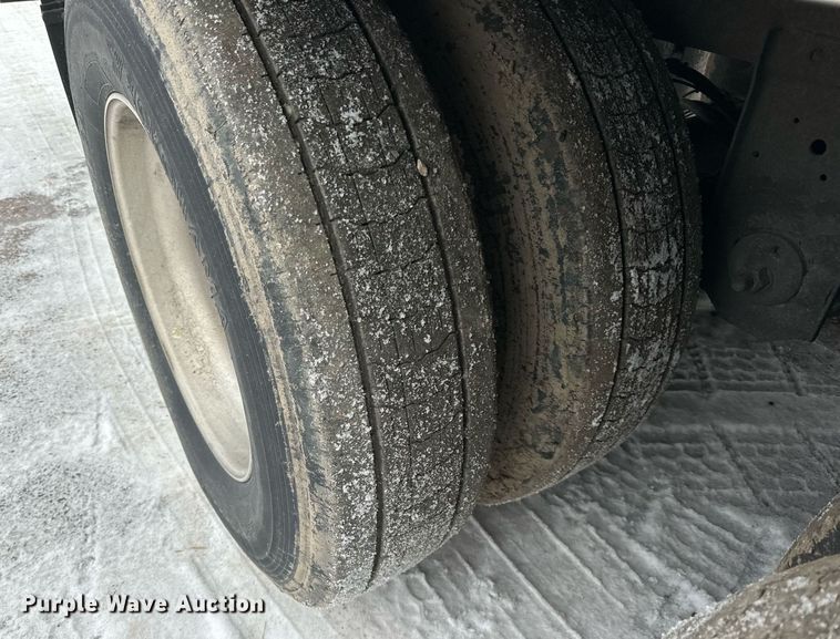 image for item DV0538 2016 Great Dane refrigerated van trailer