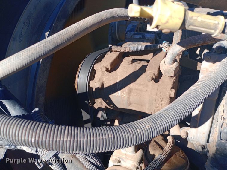 image for item DW0901 2006 Mack CXN613 Vision  semi truck