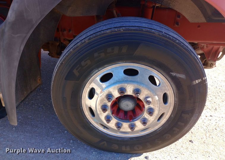 image for item DW0901 2006 Mack CXN613 Vision  semi truck