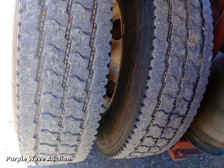 image for item DW0901 2006 Mack CXN613 Vision  semi truck