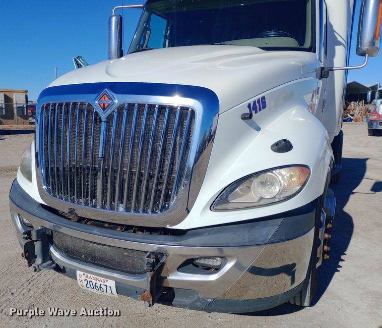 image for item DW0903 2014 International ProStar Plus semi truck