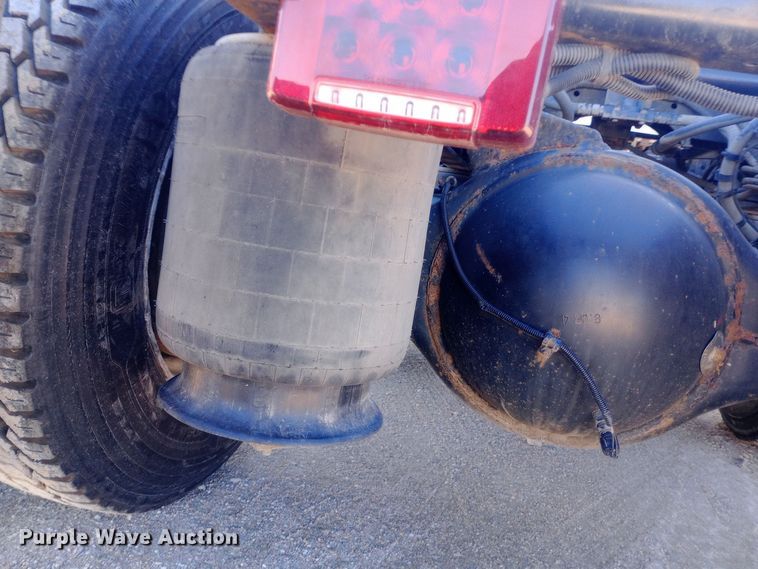 image for item DW0903 2014 International ProStar Plus semi truck