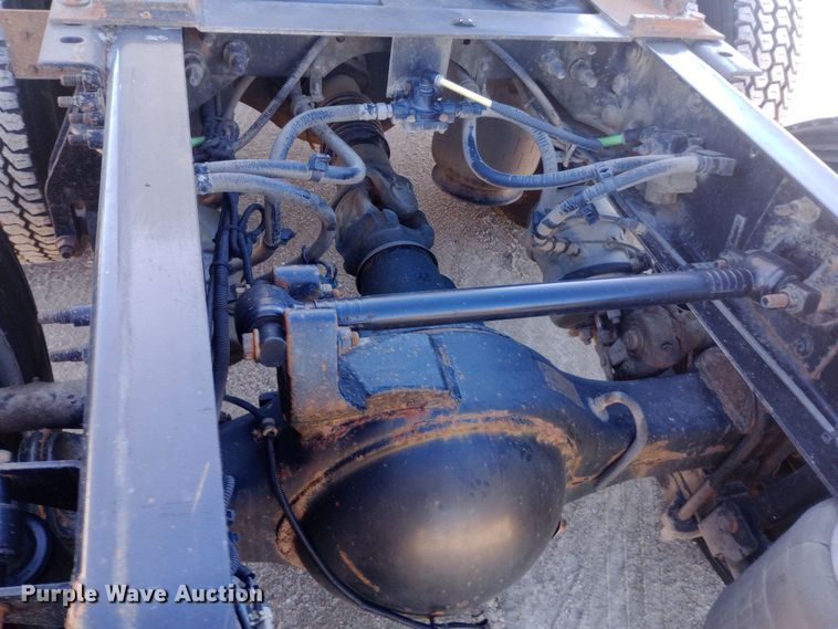 image for item DW0903 2014 International ProStar Plus semi truck