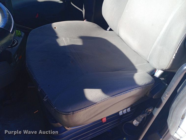 image for item DW0903 2014 International ProStar Plus semi truck