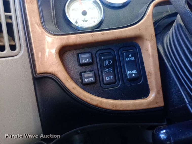 image for item DW0903 2014 International ProStar Plus semi truck